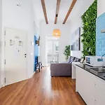Guest Ruzafa Signature Building
